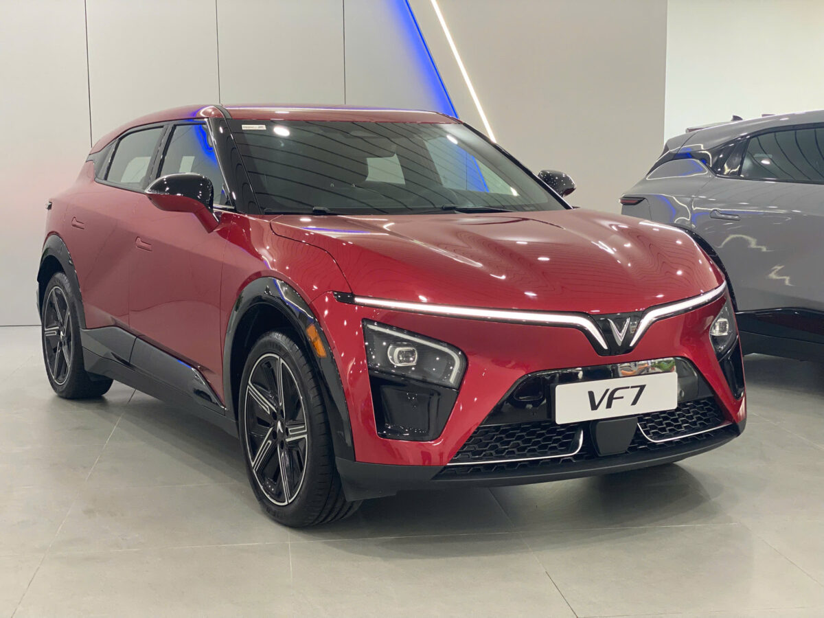 Lái thử xe VinFast VF7