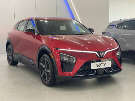 Lái thử xe VinFast VF7